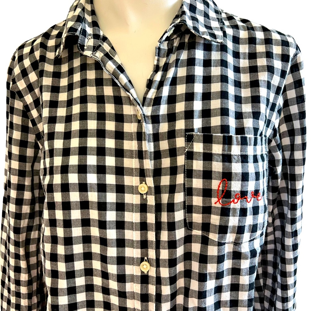Old Navy "Love" on The Pocket Checked Button Down Blouse Size Small